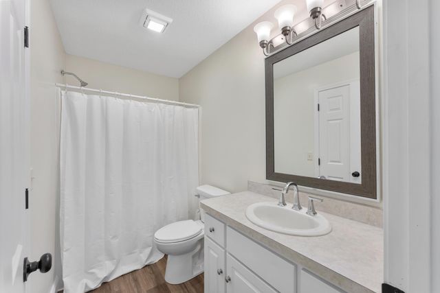 1654 Holly Trail, Ogilvie, MN 56358