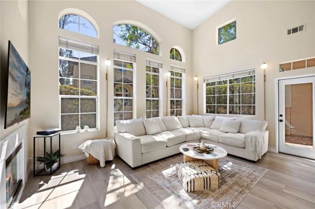 44 Tierra Montanosa, Rancho Santa Margarita, CA 92688