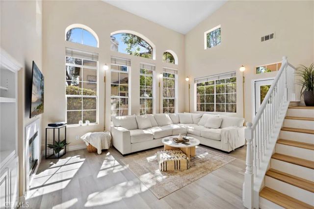 44 Tierra Montanosa, Rancho Santa Margarita, CA 92688