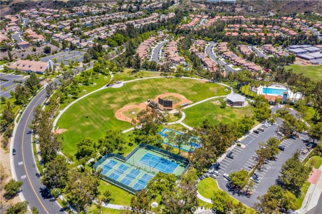 44 Tierra Montanosa, Rancho Santa Margarita, CA 92688