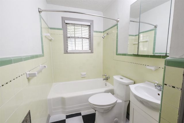 3643 Washburn Avenue, Fort Worth, TX 76107