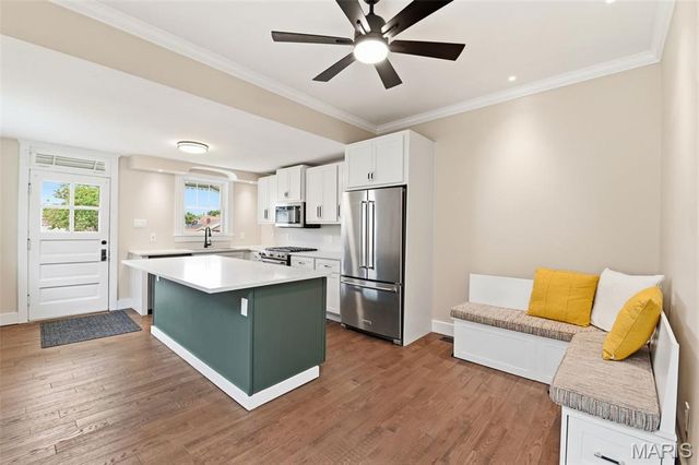 5310 Shaw Avenue, St Louis, MO 63110