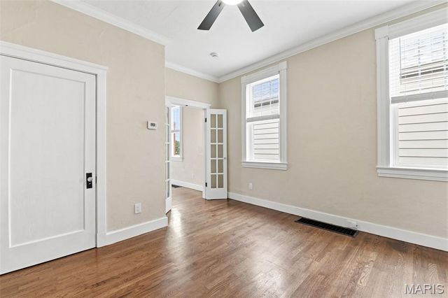 5310 Shaw Avenue, St Louis, MO 63110