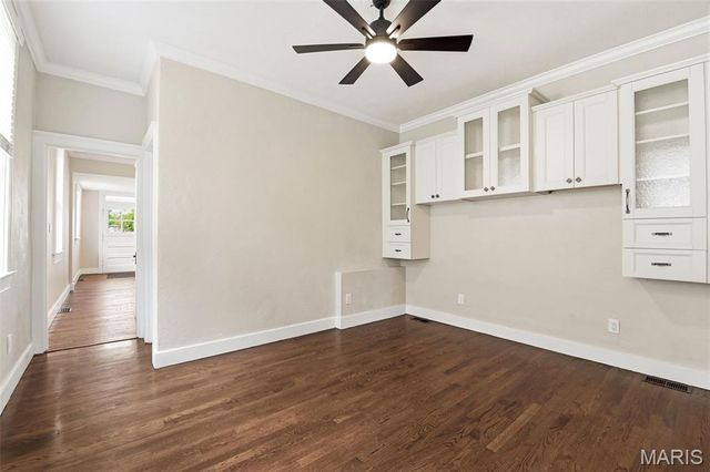 5310 Shaw Avenue, St Louis, MO 63110