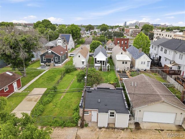 5310 Shaw Avenue, St Louis, MO 63110
