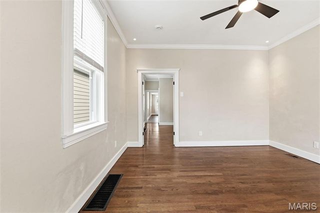5310 Shaw Avenue, St Louis, MO 63110