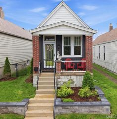 5310 Shaw Avenue, St Louis, MO 63110
