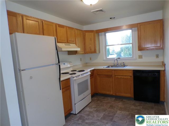 5300 Russell Court 9, Whitehall Twp, PA 18052