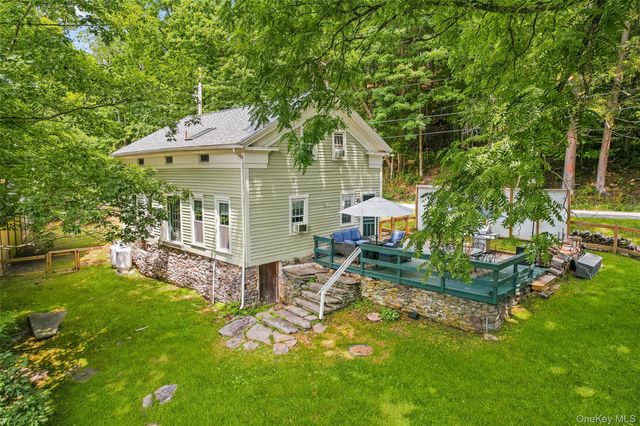 57 Parsonage Road, Cochecton, NY 12726