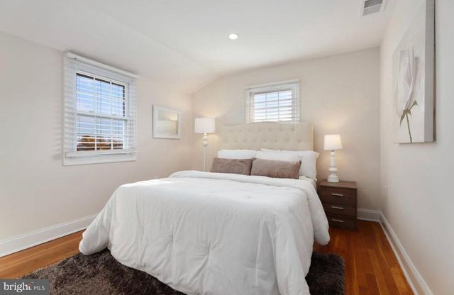 2000 S LANGLEY ST, Arlington, VA 22204