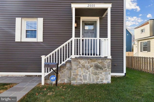 2000 S LANGLEY ST, Arlington, VA 22204