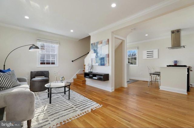 2000 S LANGLEY ST, Arlington, VA 22204