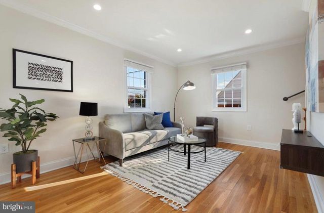 2000 S LANGLEY ST, Arlington, VA 22204