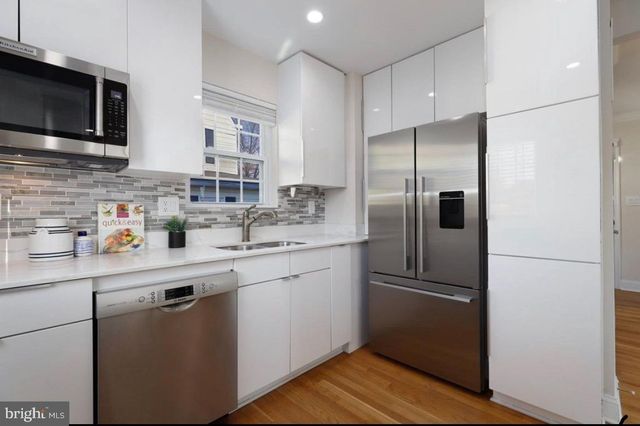 2000 S LANGLEY ST, Arlington, VA 22204
