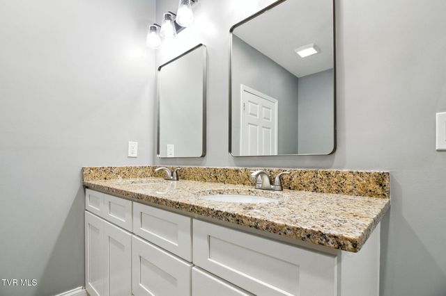 2720 Hodges Ferry Road, Kodak, TN 37764