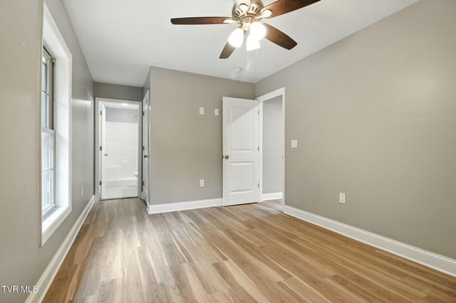 2720 Hodges Ferry Road, Kodak, TN 37764