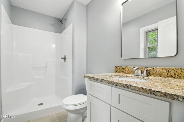 2720 Hodges Ferry Road, Kodak, TN 37764