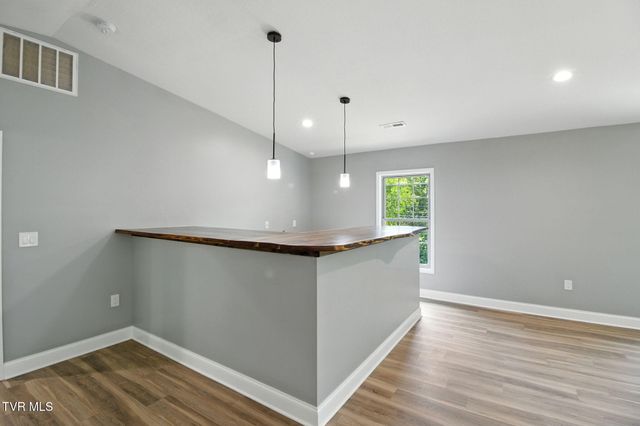 2720 Hodges Ferry Road, Kodak, TN 37764