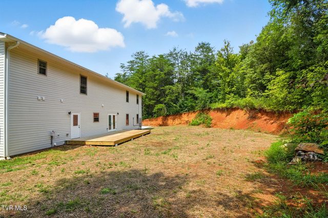 2720 Hodges Ferry Road, Kodak, TN 37764