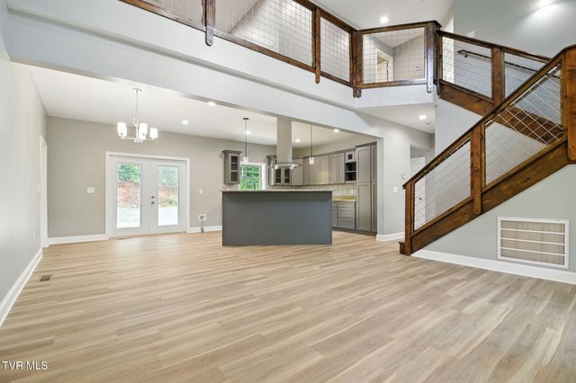 2720 Hodges Ferry Road, Kodak, TN 37764