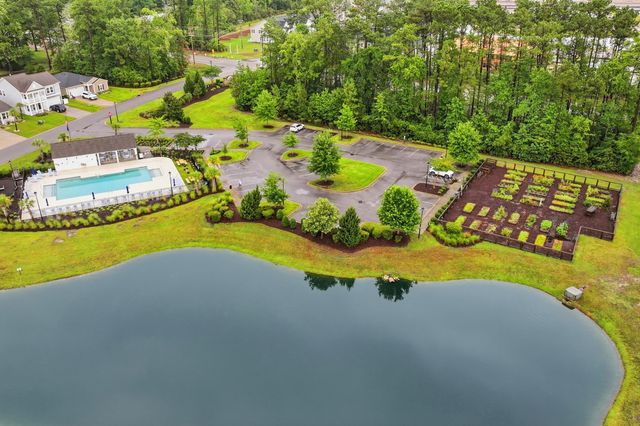 479 Harbison Circle, Myrtle Beach, SC 29579