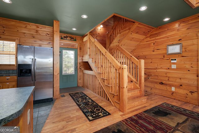 14 Honeysuckle Way, Ellijay, GA 30540