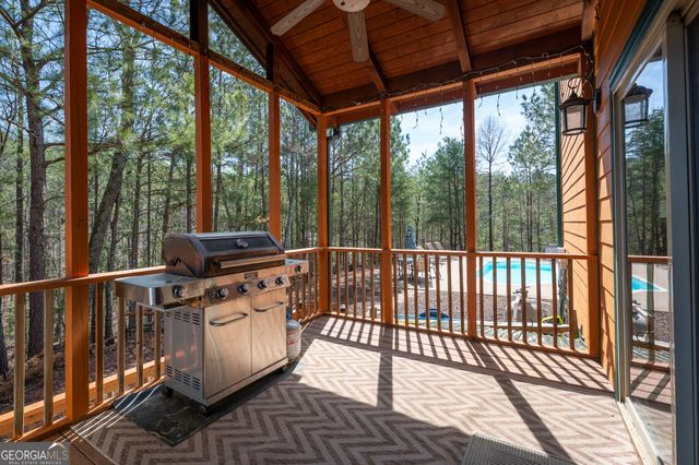 14 Honeysuckle Way, Ellijay, GA 30540