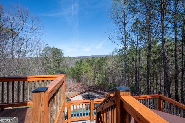 14 Honeysuckle Way, Ellijay, GA 30540