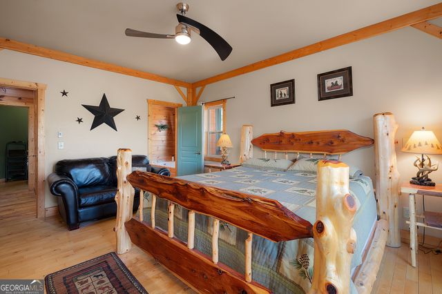 14 Honeysuckle Way, Ellijay, GA 30540