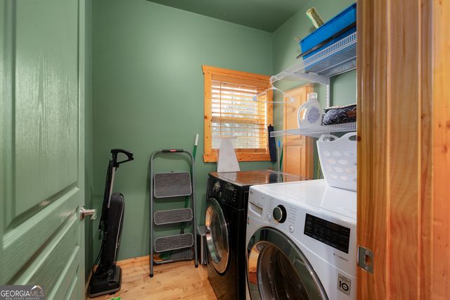 14 Honeysuckle Way, Ellijay, GA 30540