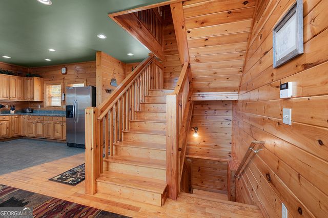 14 Honeysuckle Way, Ellijay, GA 30540