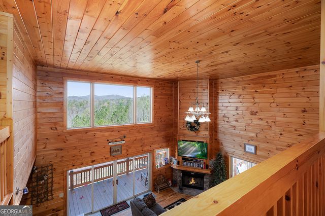 14 Honeysuckle Way, Ellijay, GA 30540