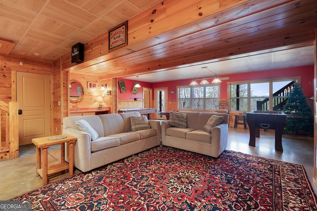 14 Honeysuckle Way, Ellijay, GA 30540