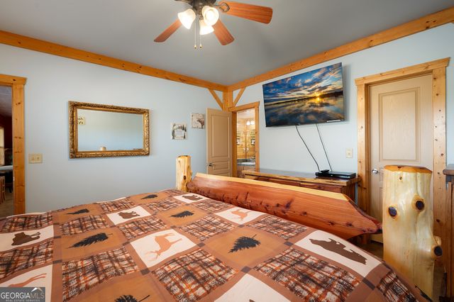 14 Honeysuckle Way, Ellijay, GA 30540