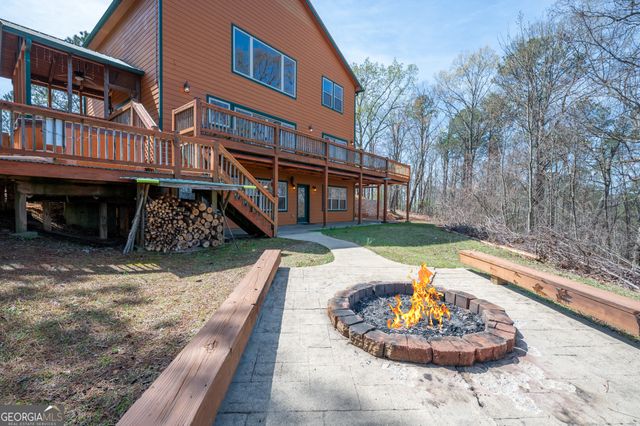 14 Honeysuckle Way, Ellijay, GA 30540