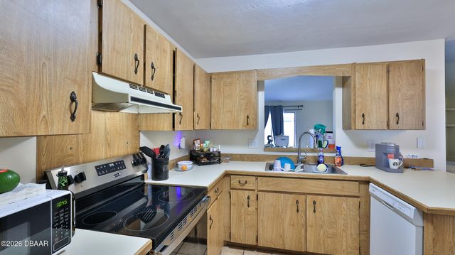 1239 Thomasina Drive, Port Orange, FL 32129