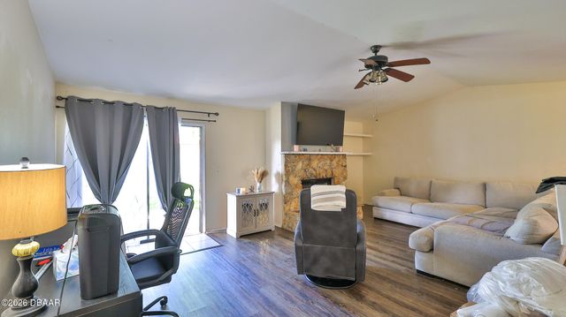 1239 Thomasina Drive, Port Orange, FL 32129