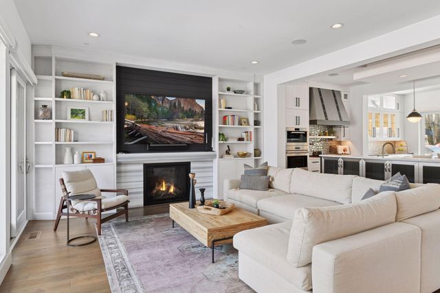 4540 Upton Avenue S, Minneapolis, MN 55410