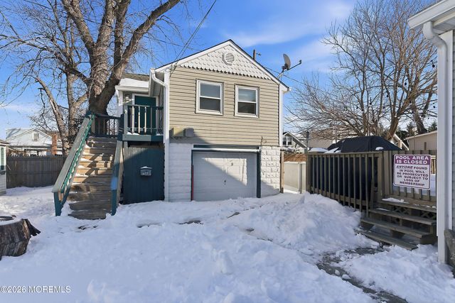 92 Ocean Avenue, North Middletown, NJ 07748