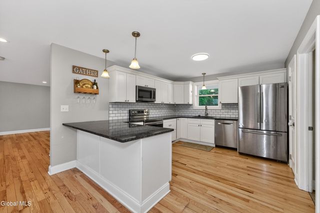 3174 E Lydius Street, Guilderland, NY 12303