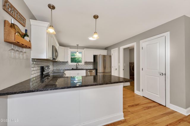 3174 E Lydius Street, Guilderland, NY 12303