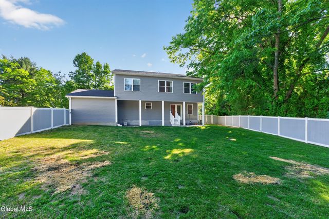 3174 E Lydius Street, Guilderland, NY 12303