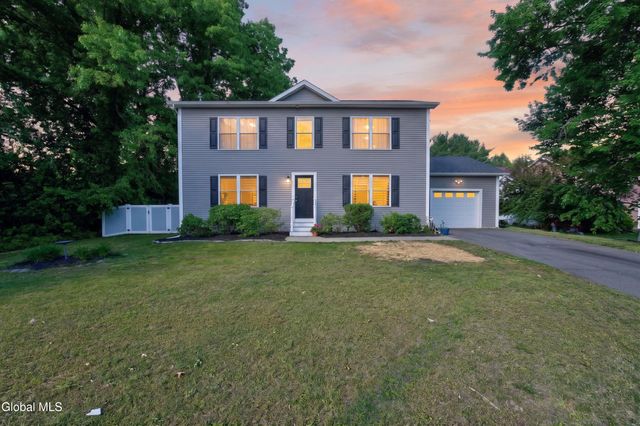 3174 E Lydius Street, Guilderland, NY 12303