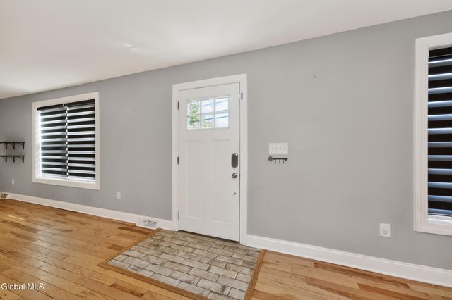 3174 E Lydius Street, Guilderland, NY 12303