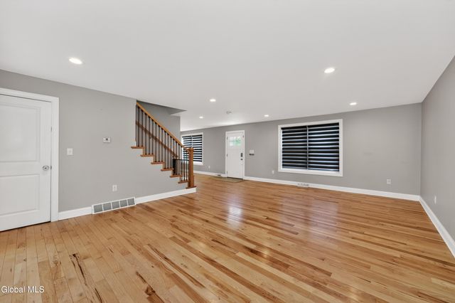 3174 E Lydius Street, Guilderland, NY 12303