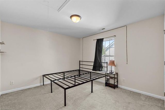 929 Peachtree Meadows Circle, Kernersville, NC 27284