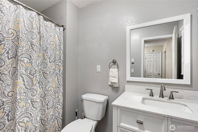 3380 SE Carmae Drive, Port Orchard, WA 98366