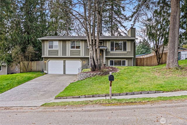 3380 SE Carmae Drive, Port Orchard, WA 98366