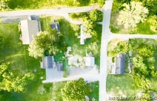 320 S 4th Street, Jeffersonville, IN 47130