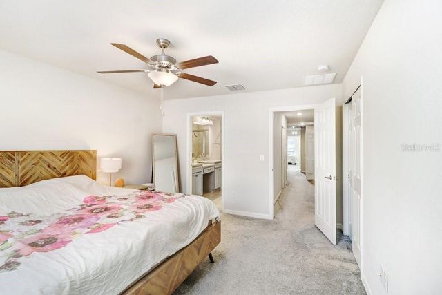 5036 BLUE LATAN LANE, Tampa, FL 33610